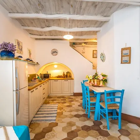 Domo Bangone Ferienhaus Orosei